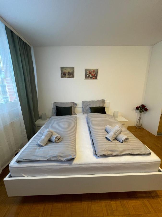Apartment Green - Grey Ljubljana Luaran gambar